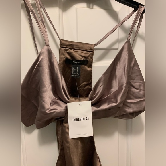 Forever 21 Strappy Silky Dress with midriff Cutout - Picture 3 of 10